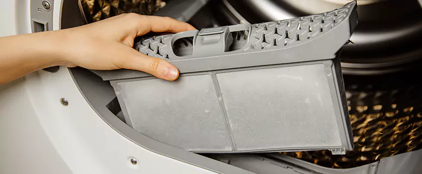 Signs Of A Clogged Dryer Lint Trap in Silver Firs, Washington